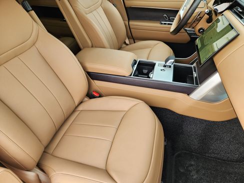 New 2026 Land Rover Range Rover Autobiography image 14