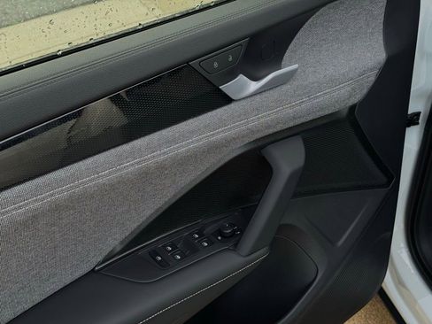 New 2025 Volkswagen Tiguan S image 16