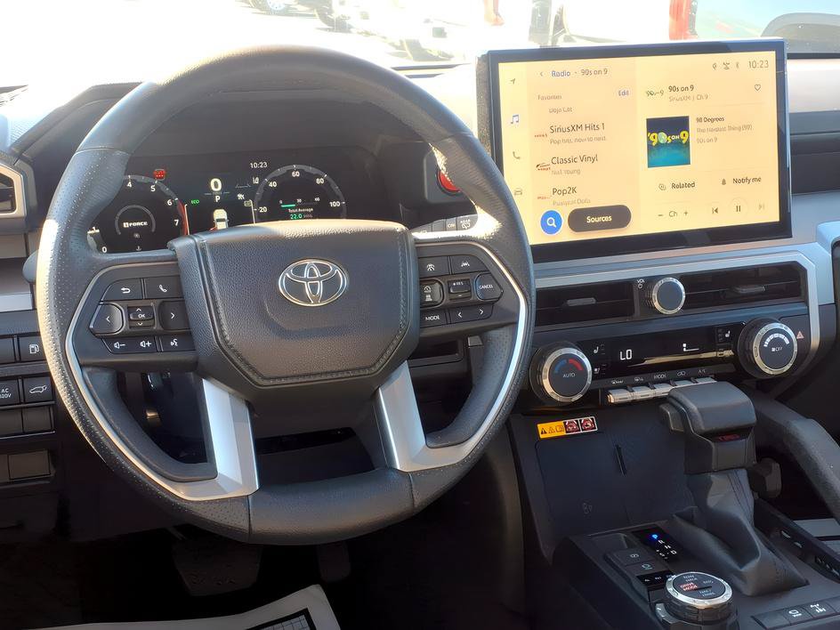Used 2026 Toyota 4Runner TRD Off-Road Premium AWD/4WD image 12