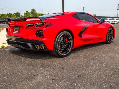 Used 2022 Chevrolet Corvette Stingray Premium Cpe w/ Z51 Performance Package RWD image 6