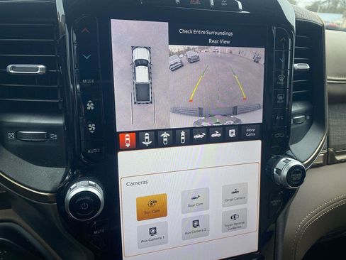 Used 2023 RAM 2500 Limited image 17