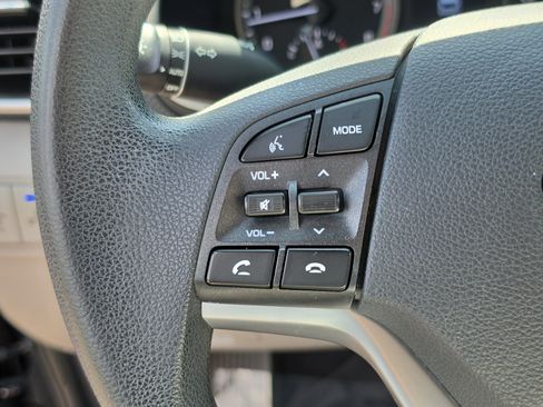 Used 2021 Hyundai Tucson Value FWD image 29
