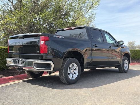 Used 2025 Chevrolet Silverado 1500 LT image 3