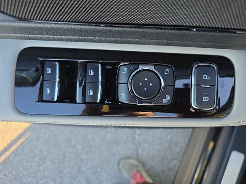 Certified 2025 Lincoln Aviator AWD w/ Equipment Group 101A image 27