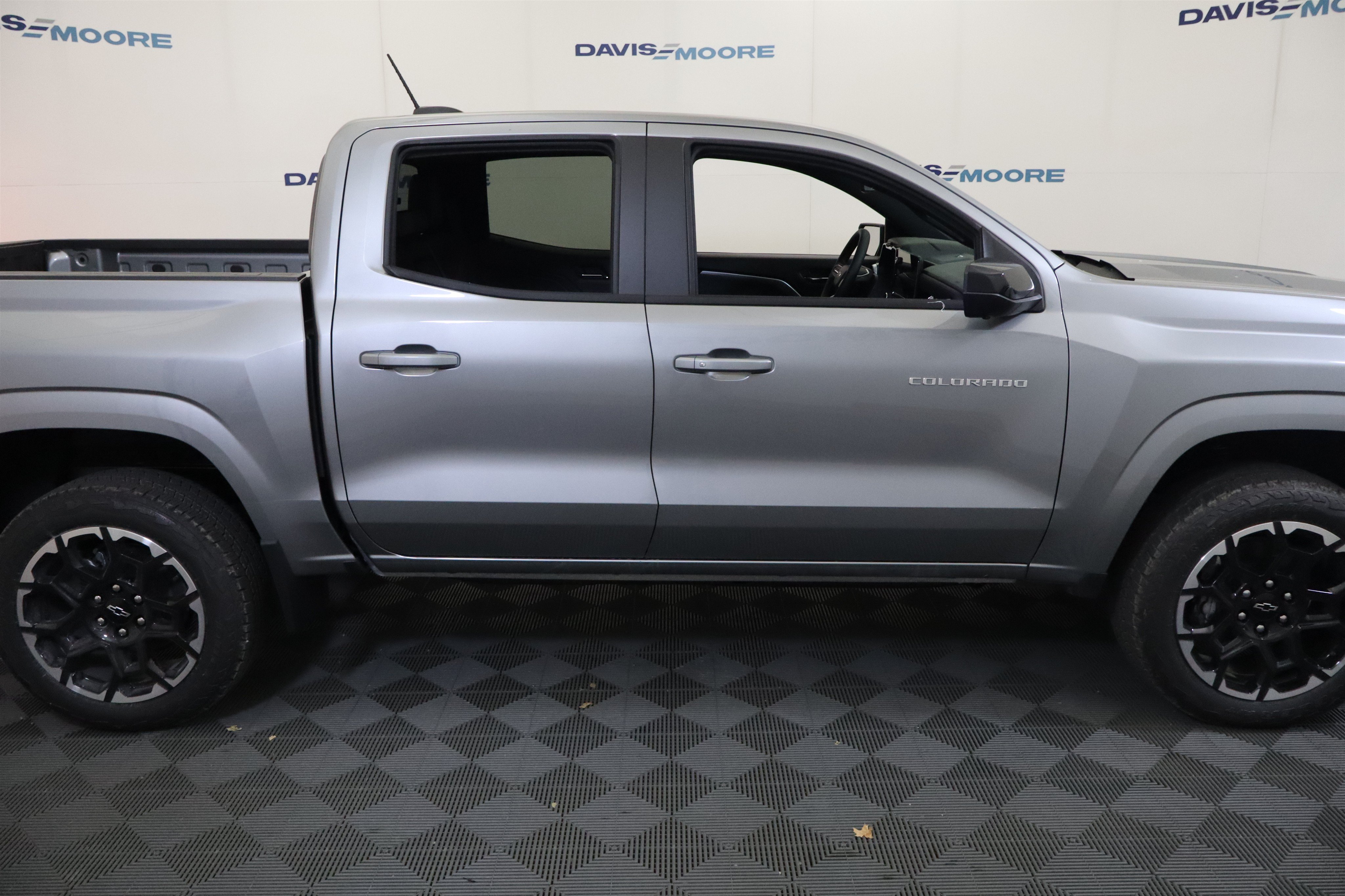 New 2026 Chevrolet Colorado Z71 w/ Technology Package AWD/4WD image 5