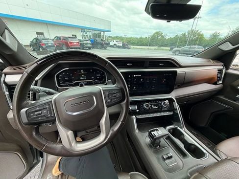 Used 2023 GMC Sierra 1500 Denali AWD/4WD image 12