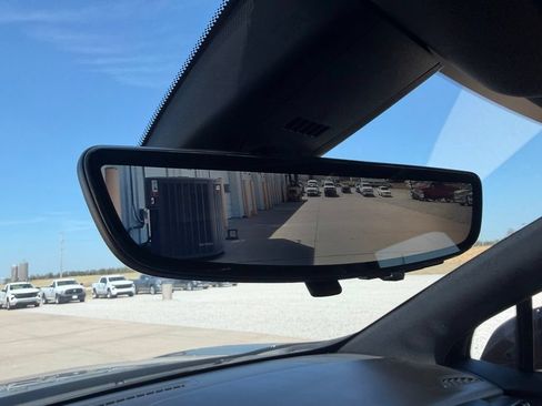 Used 2023 Buick Enclave Avenir FWD image 24