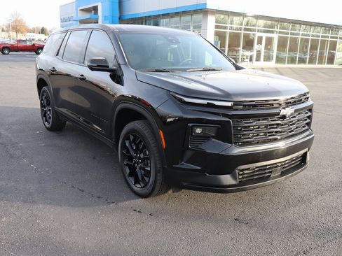 Used 2024 Chevrolet Traverse LS w/ Midnight/Sport Edition image 2