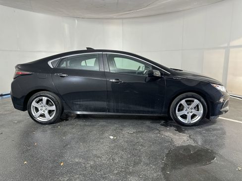 Used 2017 Chevrolet Volt LT image 13
