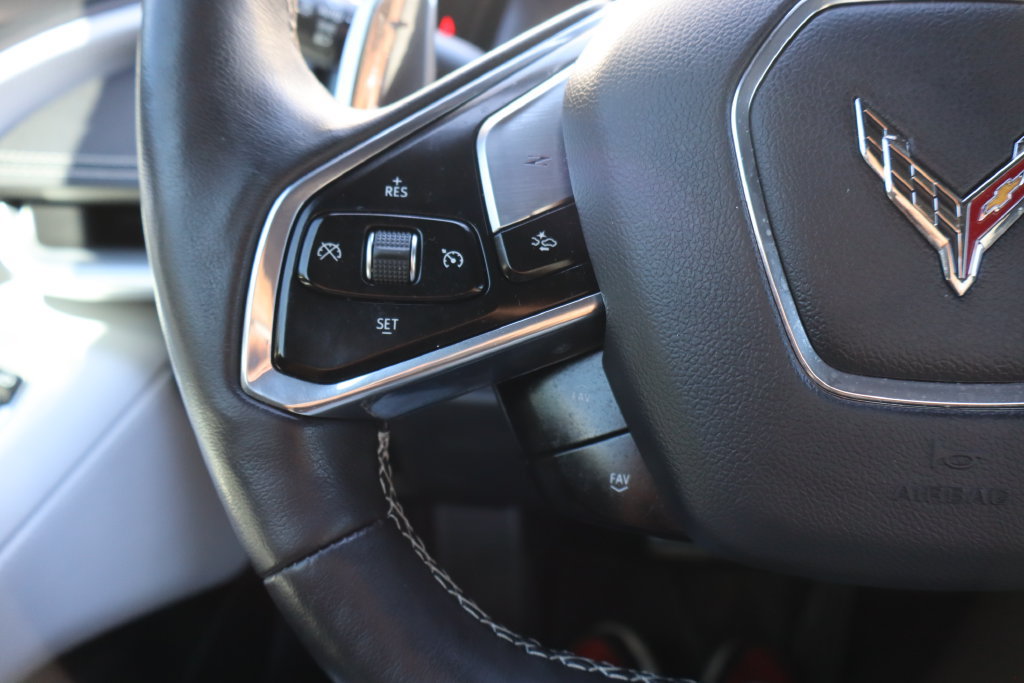 Used 2024 Chevrolet Corvette Stingray Preferred Cpe RWD image 8
