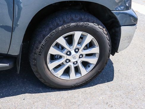 Used 2010 Toyota Tundra Platinum AWD/4WD image 16