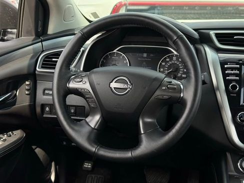 Used 2024 Nissan Murano SL AWD/4WD image 8
