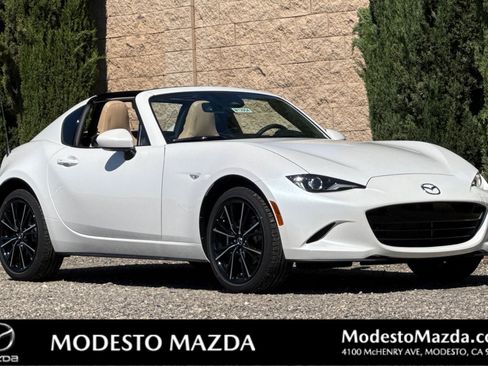 New 2026 MAZDA MX-5 Miata RF Grand Touring RWD image 1