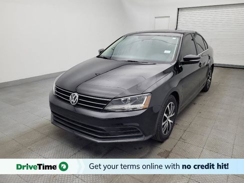 Used 2017 Volkswagen Jetta SE image 1