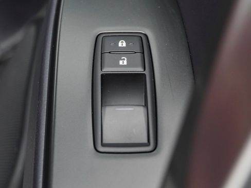 Used 2023 Lexus GX 460 Premium w/ Accessory Package image 28