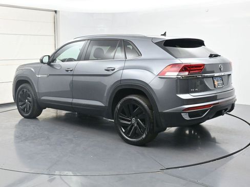 Used 2022 Volkswagen Atlas Cross Sport SE AWD/4WD image 24