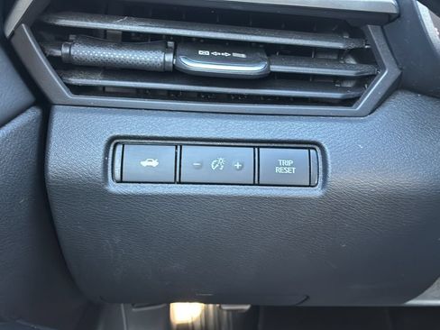 Used 2022 Nissan Altima 2.5 SR FWD image 25