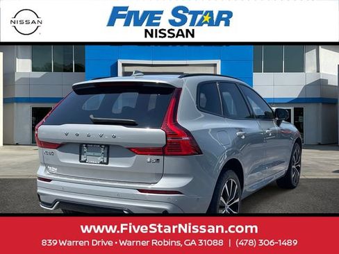 Used 2024 Volvo XC60 B5 Plus w/ Protection Package Premier AWD/4WD image 6