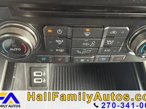 Used 2017 Ford F150 Raptor w/ Equipment Group 802A Luxury image 25