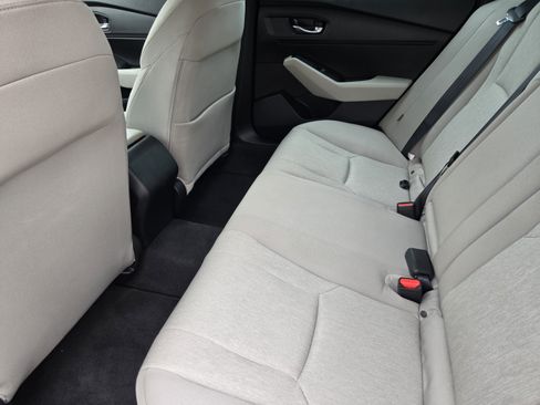 Used 2023 Honda Accord EX image 27