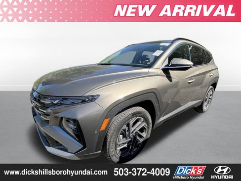 Used 2025 Hyundai Tucson Limited AWD/4WD image 1
