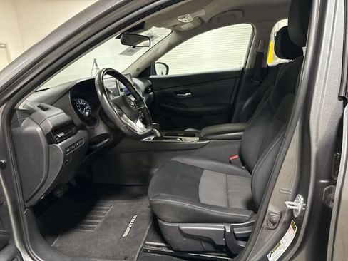 Used 2021 Nissan Sentra SV FWD image 19