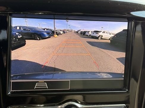 Used 2020 Chevrolet Traverse LS image 34