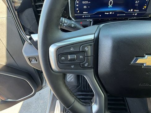 Used 2025 Chevrolet Silverado 3500 LT AWD/4WD image 19