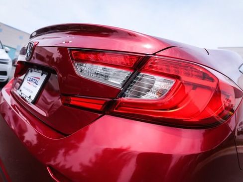 Used 2018 Honda Accord EX-L image 16