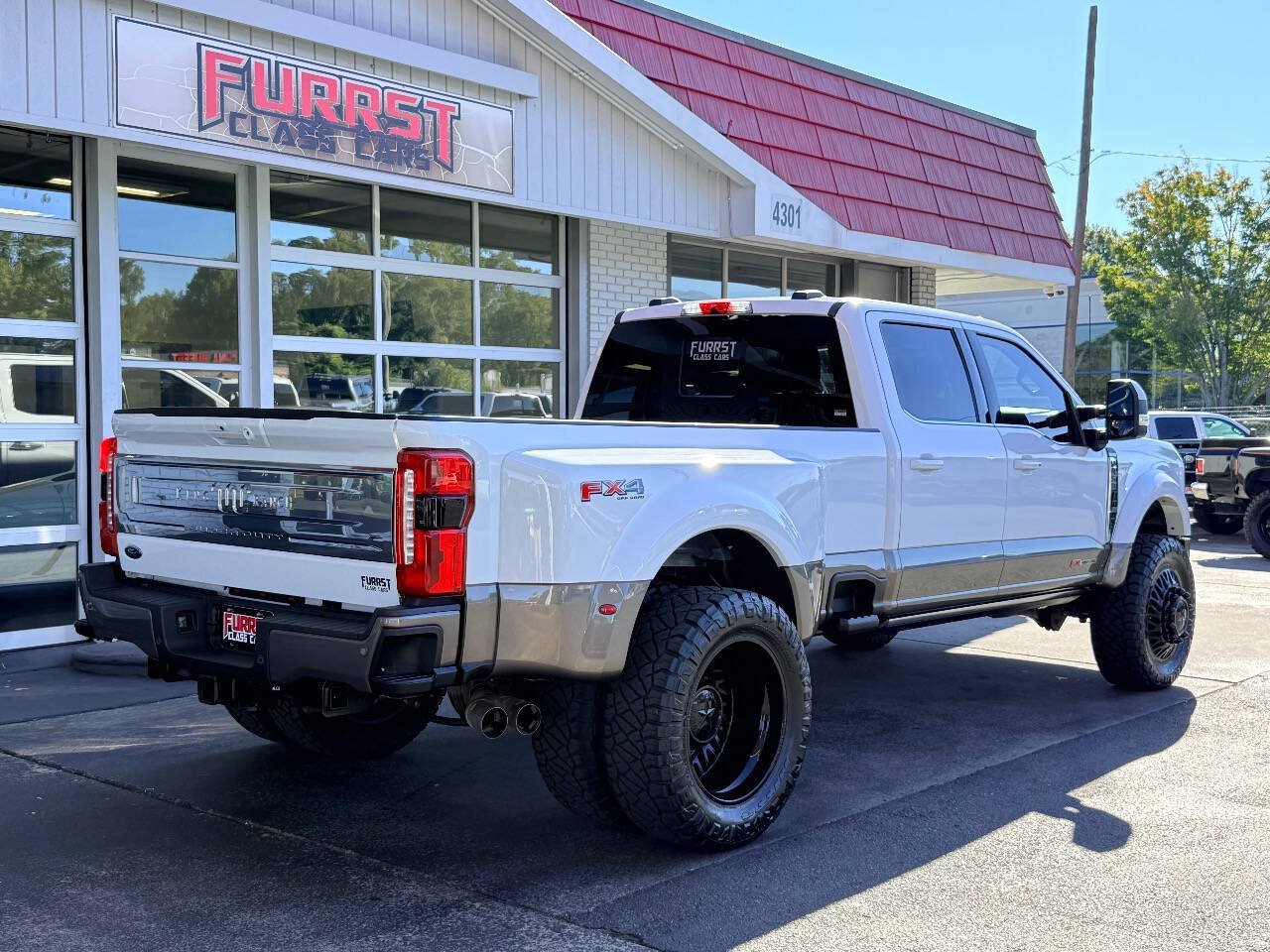 Used 2023 Ford F450 King Ranch w/ FX4 Off-Road Package AWD/4WD image 3