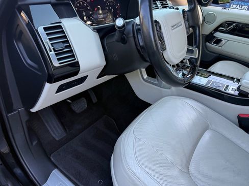 Used 2018 Land Rover Range Rover Supercharged AWD/4WD image 55