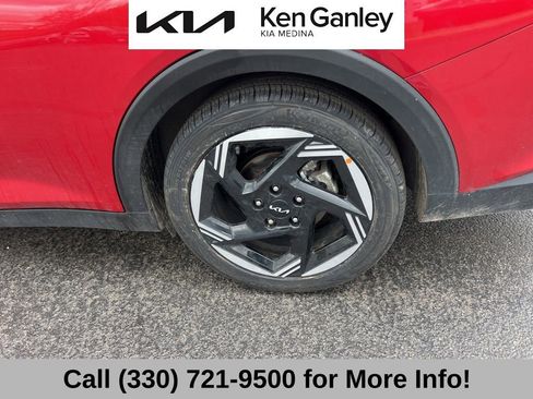 Certified 2025 Kia K4 EX FWD image 24