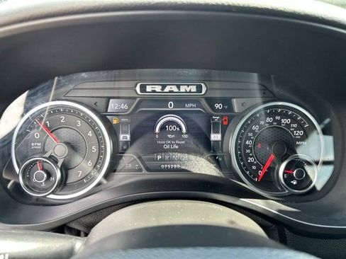 Used 2022 RAM 1500 Big Horn AWD/4WD image 15