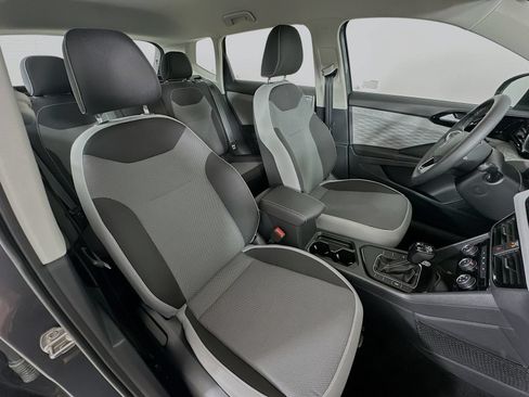 Certified 2023 Volkswagen Taos S FWD image 41