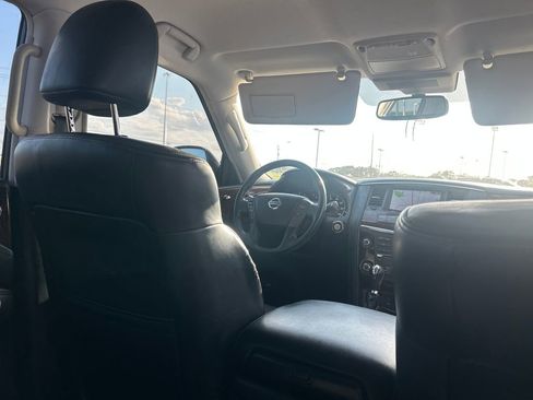 Used 2020 Nissan Armada SL image 31