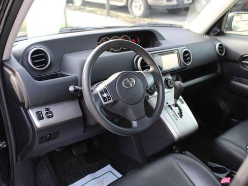 Used 2012 Scion xB image 11