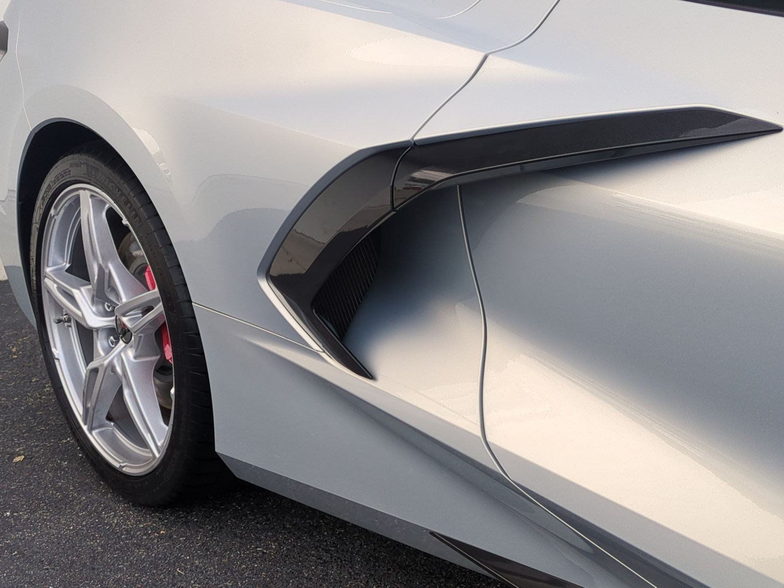 Used 2021 Chevrolet Corvette Stingray Premium Cpe w/ Z51 Performance Package RWD image 41