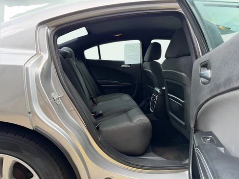 Used 2016 Dodge Charger SE w/ Popular Equipment Group RWD image 35