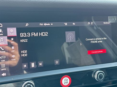 Used 2024 Porsche Macan image 22