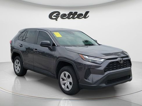Certified 2024 Toyota RAV4 LE AWD/4WD image 3