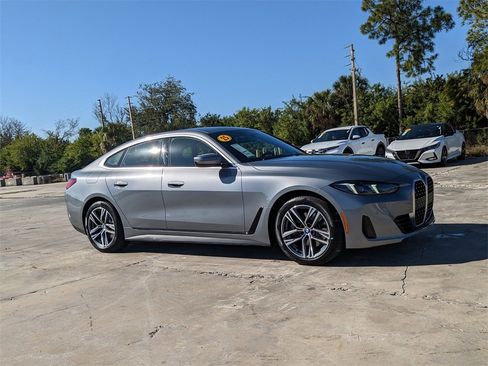 Used 2025 BMW 430i xDrive w/ Premium Package image 3