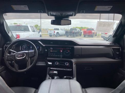 Used 2024 GMC Sierra 1500 AT4 w/ AT4 Carbonpro Edition AWD/4WD image 16