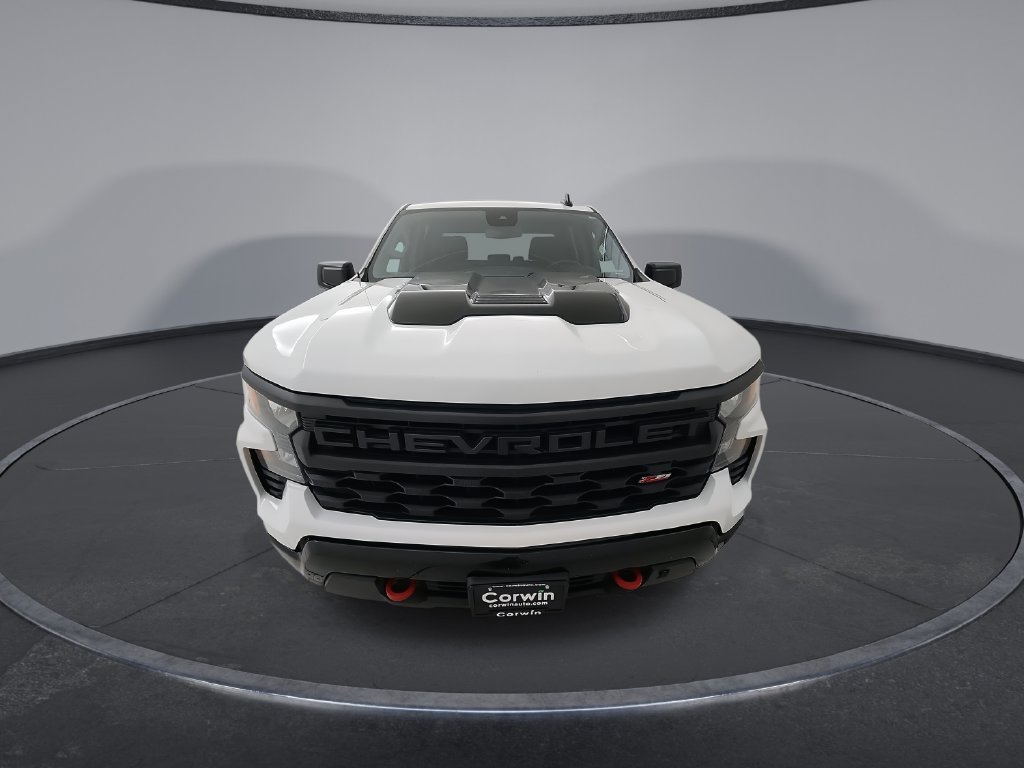 Used 2024 Chevrolet Silverado 1500 Custom Trail Boss AWD/4WD image 3