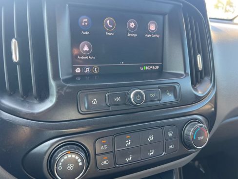 Used 2021 Chevrolet Colorado W/T w/ WT Convenience Package RWD image 17