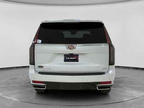 Used 2023 Cadillac Escalade ESV Premium Luxury AWD/4WD image 4