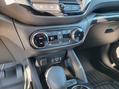 Used 2021 Chevrolet TrailBlazer LT w/ Convenience Package image 29