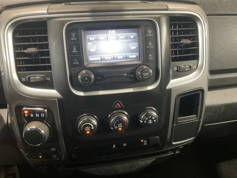 Used 2024 RAM 1500 Warlock AWD/4WD image 18