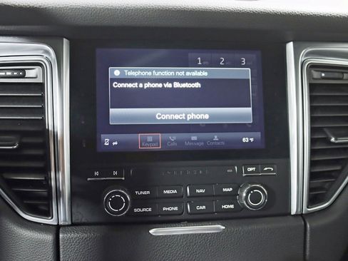 Used 2017 Porsche Macan image 20