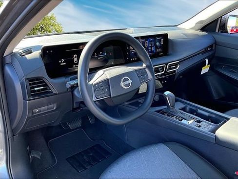 New 2026 Nissan Sentra SV w/ Floor Mat Package FWD image 7
