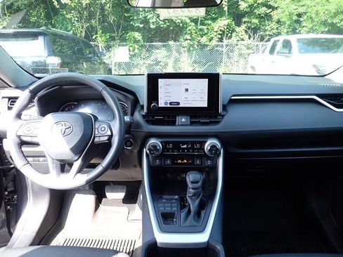 Used 2024 Toyota RAV4 XLE w/ Convenience Package AWD/4WD image 12